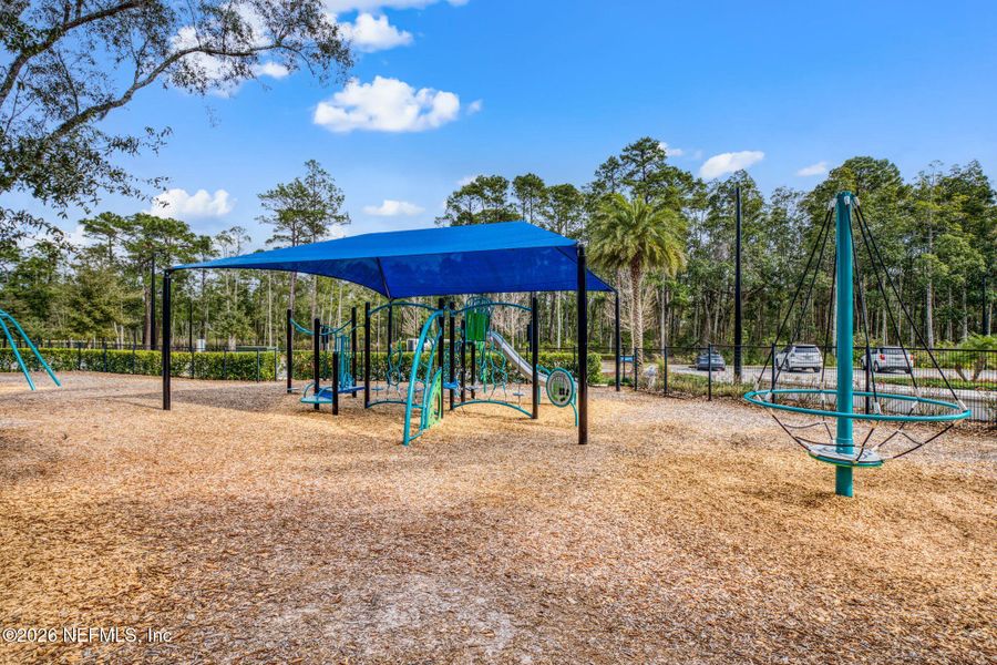 Community amenities in Granville at eTown 38', Jacksonville (Image 55).