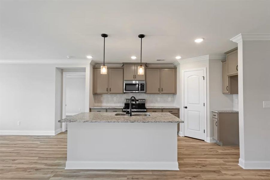 Furnished interior view inside a new home in Meadow Ridge Estates, Josephine (Image 5).
