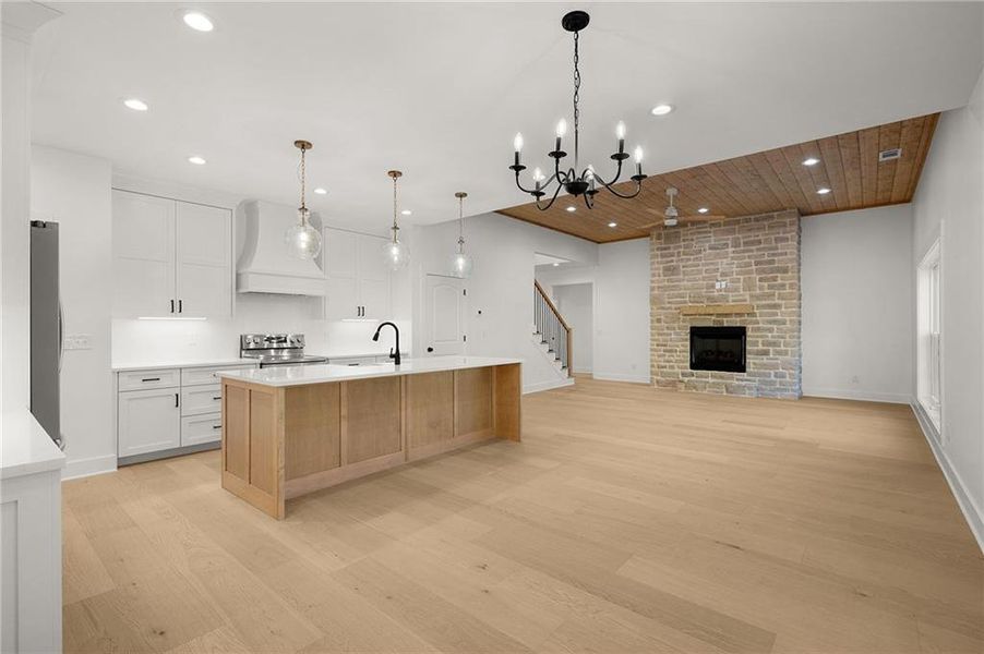 Furnished interior view inside a new home in , Calhoun (Image 6).