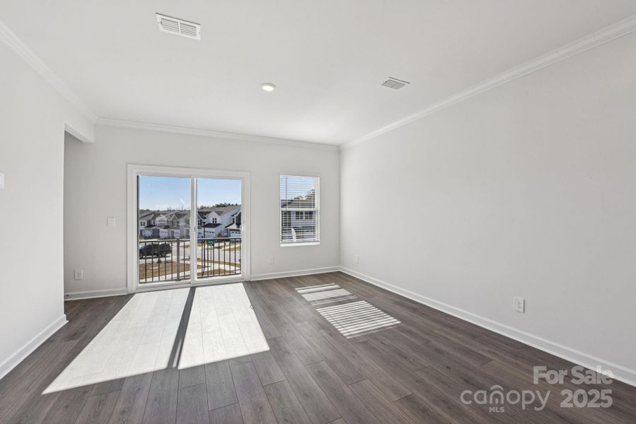 Spacious, unfurnished interior of a new home in , Fort Mill (Image 14).