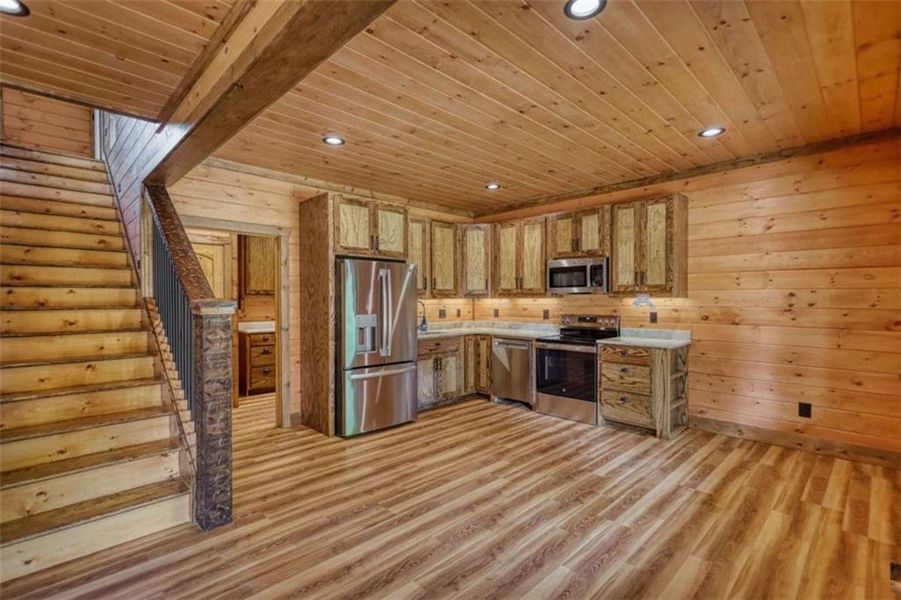 Image 79 of a home in .
