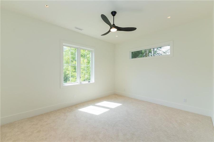 Spacious, unfurnished interior of a new home in , Marietta (Image 67).
