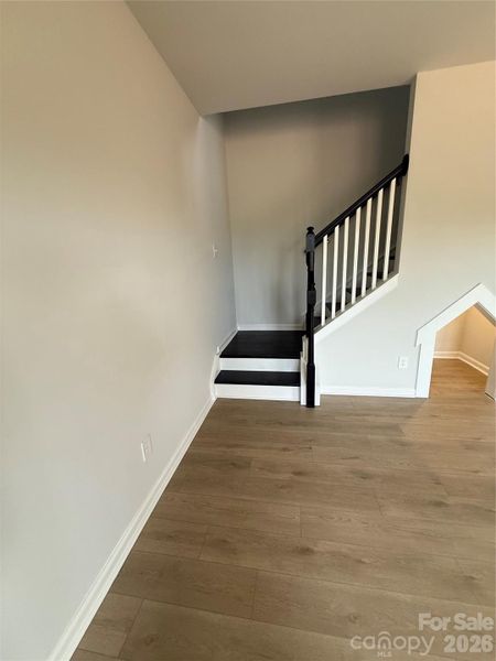 Spacious, unfurnished interior of a new home in Piper Creek, Newton (Image 9).