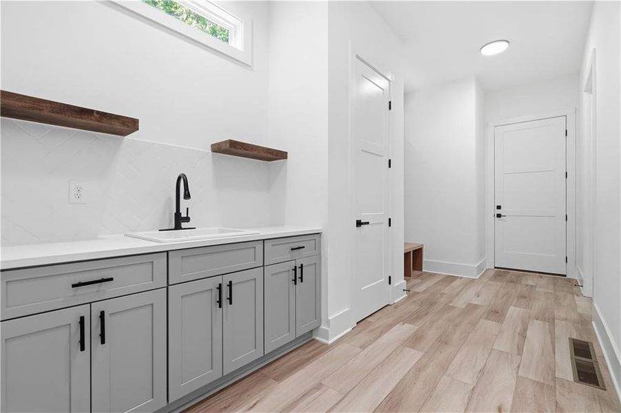 Furnished interior view inside a new home in , Jefferson (Image 17).
