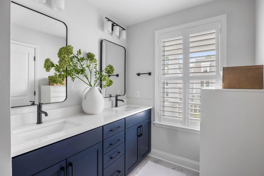 Furnished interior view inside a new home in Twin Lakes, Johns Island (Image 10).