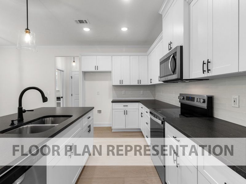 Kitchen Features – Essington II Plan by Ivey Homes Kitchen Features – Essington II Plan by Ivey Homes