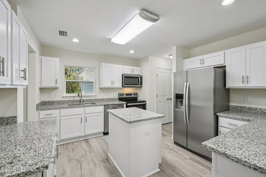 Furnished interior view inside a new home in , Middleburg (Image 16).