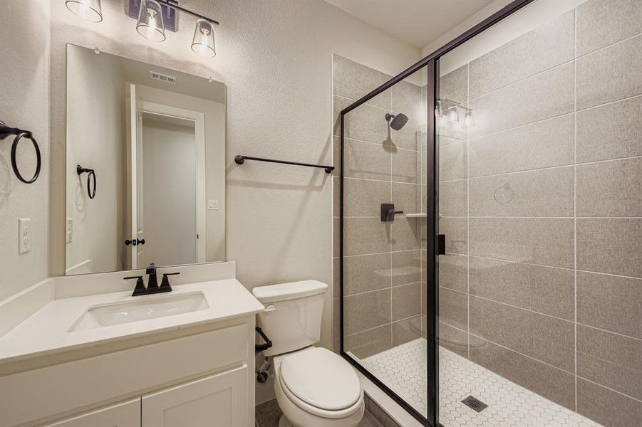 Furnished interior view inside a new home in BridgeWater 60s, Midlothian (Image 8).