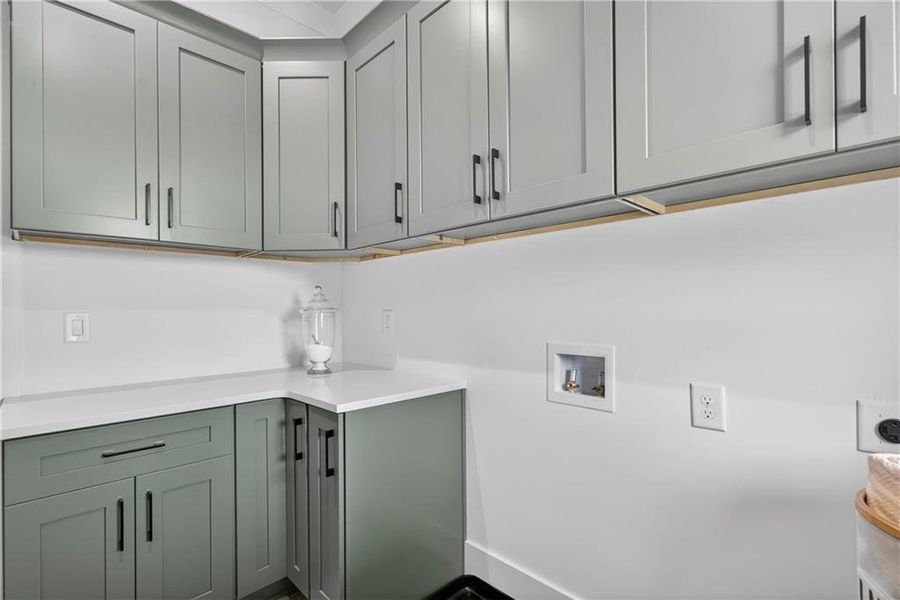 Furnished interior view inside a new home in , White Plains (Image 9).