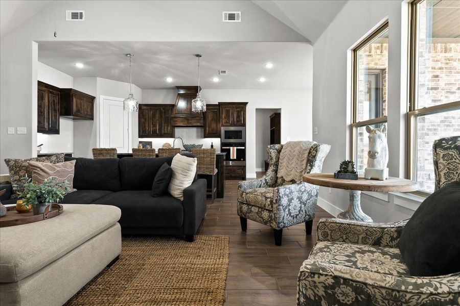 Furnished interior view inside a new home in Brock Heights, Brock (Image 8).