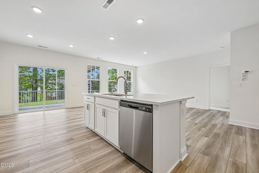 19-web-or-mls-Green Cypress Dr-S0105-019