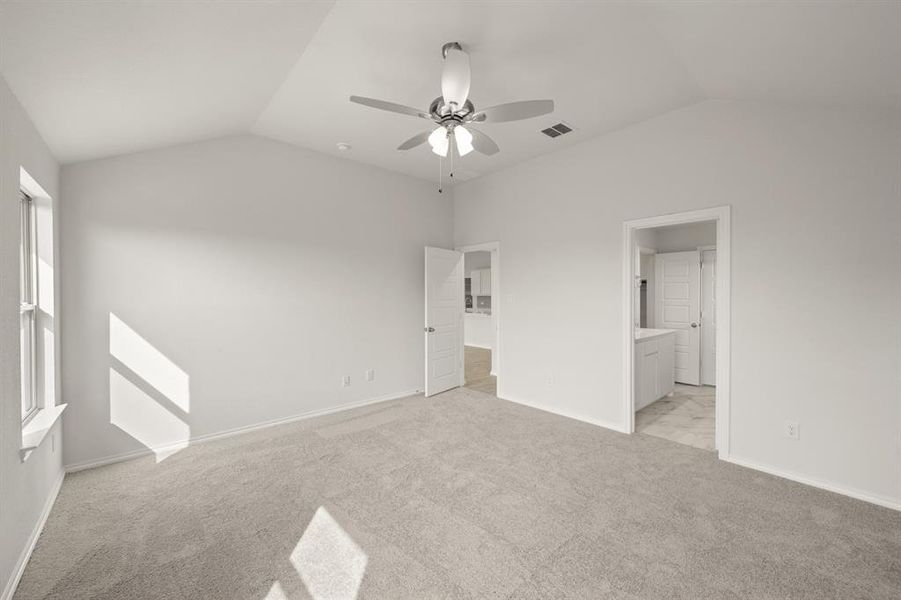 301 Comanche- Primary Suite-2