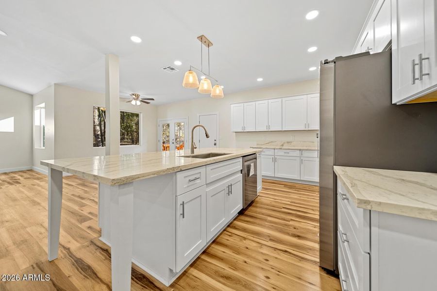 TF-27_(2048) TF-27_(2048)