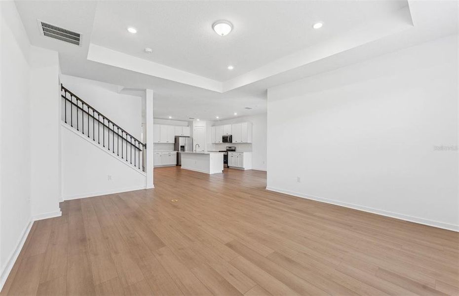 Spacious, unfurnished interior of a new home in Waterset, Apollo Beach (Image 10). Spacious, unfurnished interior of a new home in Waterset, Apollo Beach (Image 10).