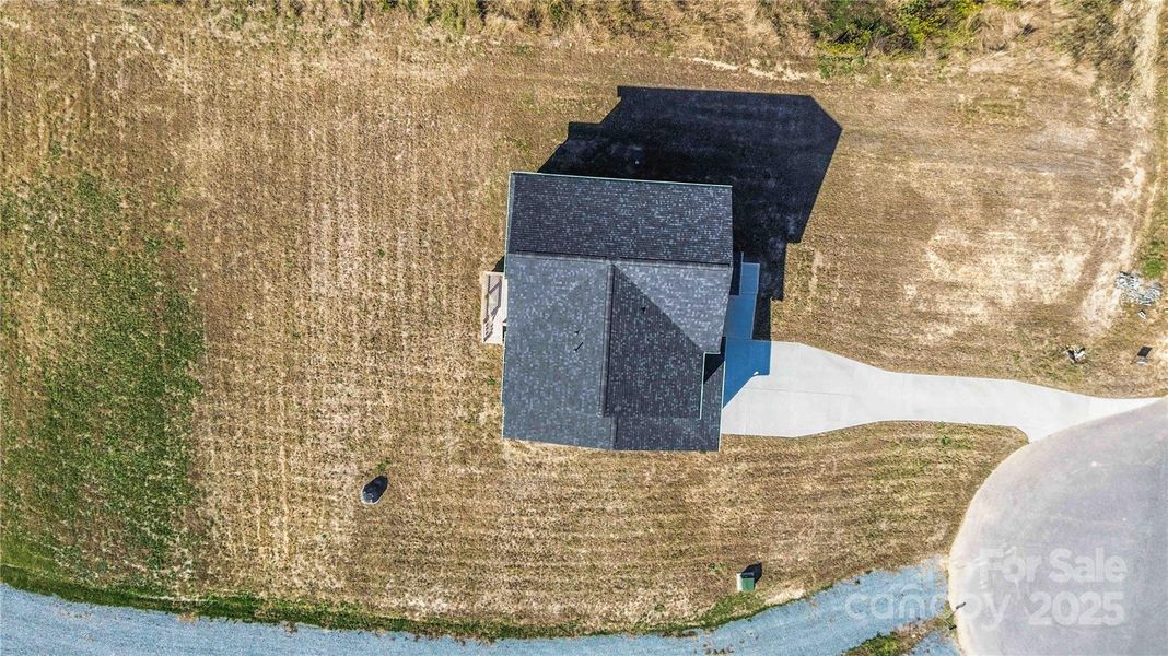 Image 37 of a home in .