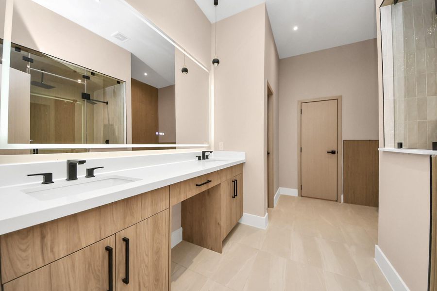 Furnished interior view inside a new home in , Houston (Image 12). Furnished interior view inside a new home in , Houston (Image 12).