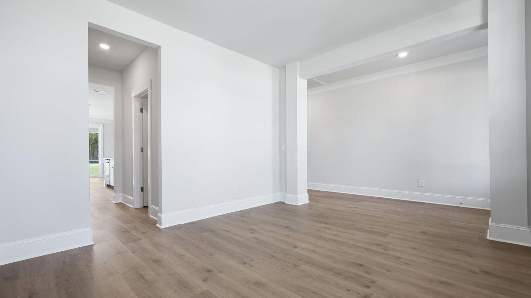 Spacious, unfurnished interior of a new home in Berkeley Bay, Ridgeville (Image 23).