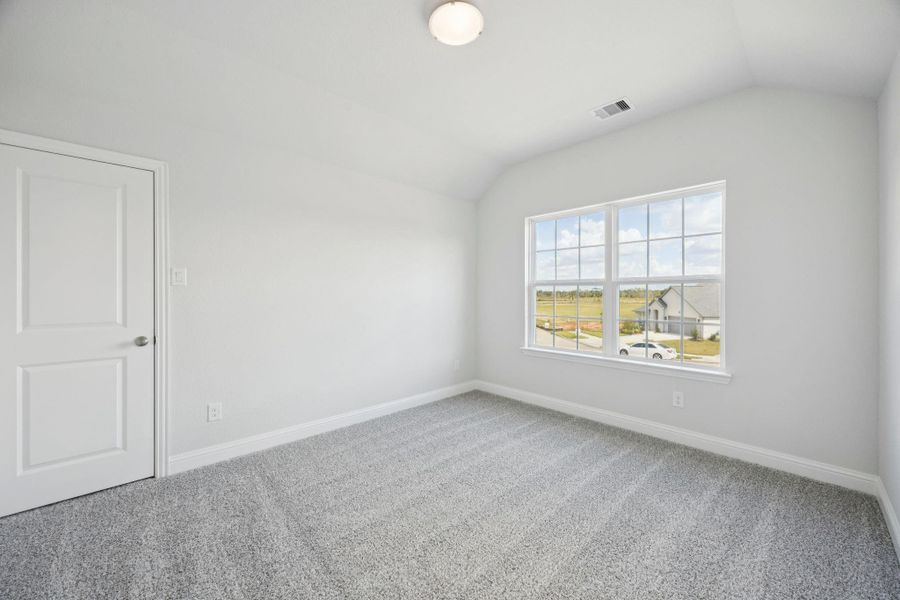 Spacious, unfurnished interior of a new home in Saint Tropez, Houston (Image 22). Spacious, unfurnished interior of a new home in Saint Tropez, Houston (Image 22).