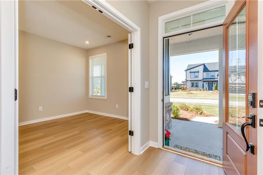 Spacious, unfurnished interior of a new home in Sweetbay Farm, Lawrenceville (Image 48).