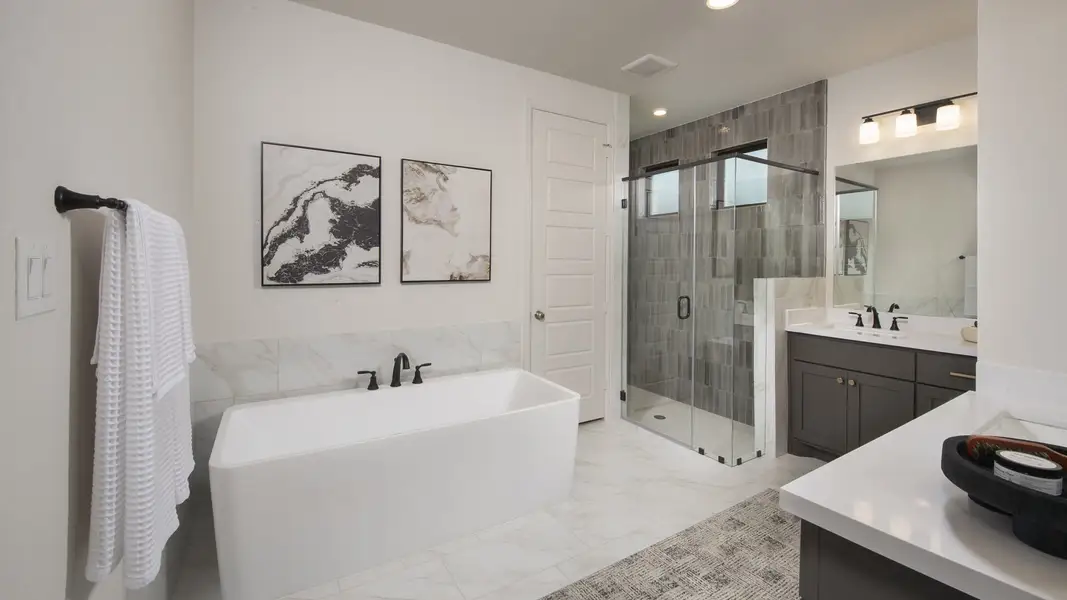 Furnished interior view inside a new home in Woodside 47', Georgetown (Image 12).