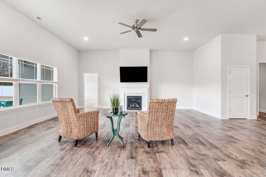 508 Madison Ann Dr-30