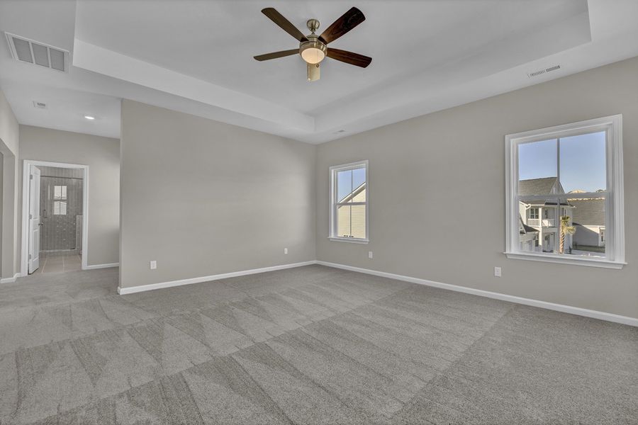 Spacious, unfurnished interior of a new home in Grand Park, Leland (Image 25).