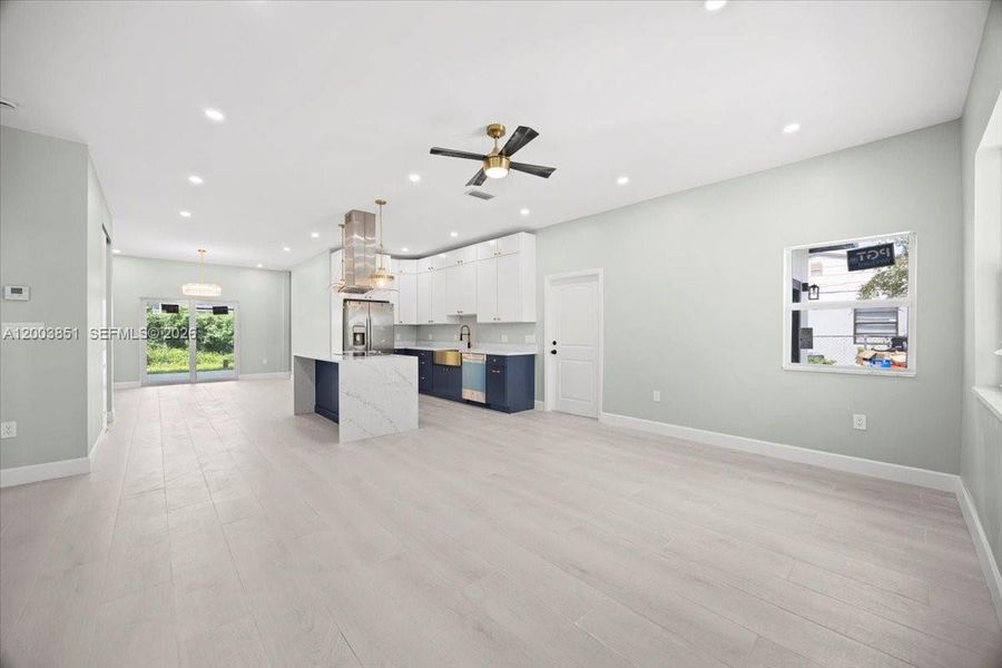Spacious, unfurnished interior of a new home in , West Palm Beach (Image 19).
