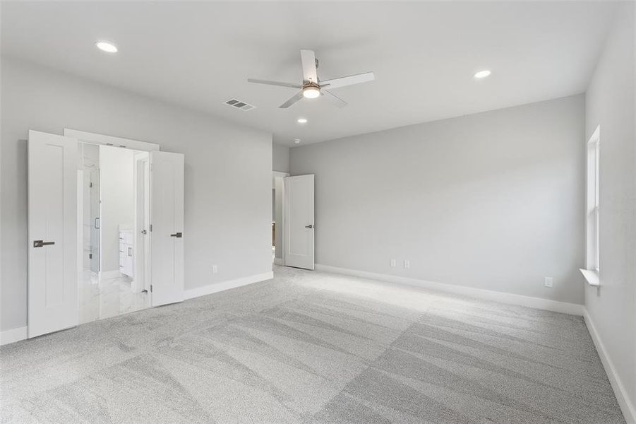 Spacious, unfurnished interior of a new home in , Corsicana (Image 25). Spacious, unfurnished interior of a new home in , Corsicana (Image 25).