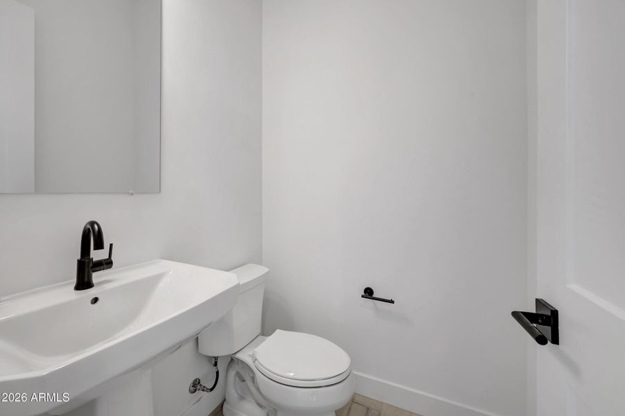 L163-HDR019 L163-HDR019