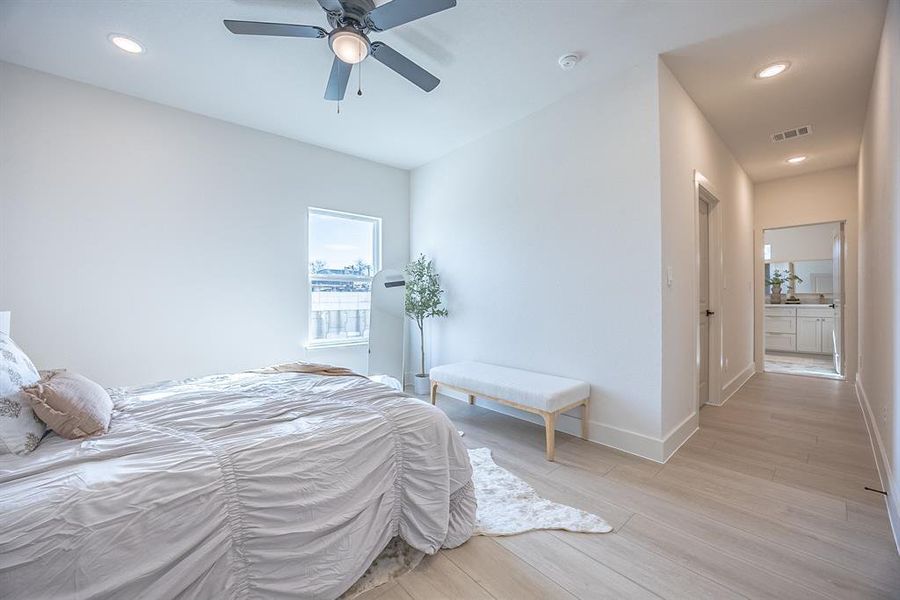 Furnished interior view inside a new home in , Fort Worth (Image 12). Furnished interior view inside a new home in , Fort Worth (Image 12).