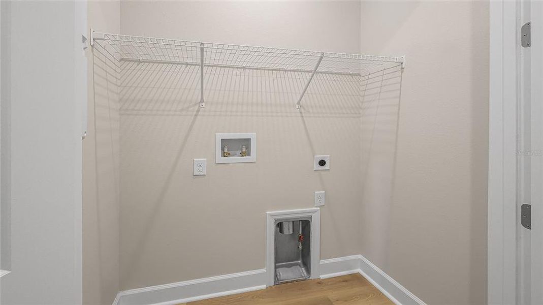 Spacious, unfurnished interior of a new home in Cresswind at Hammock Oaks, Lady Lake (Image 49).