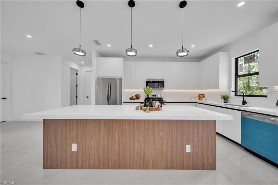 Furnished interior view inside a new home in , Lehigh Acres (Image 5).