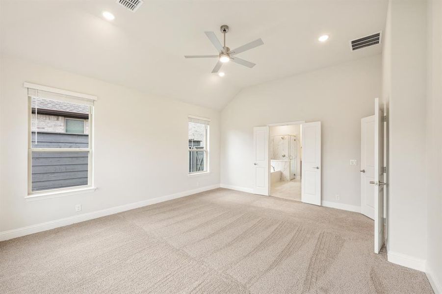 Spacious, unfurnished interior of a new home in Union Park Classic 55, Little Elm (Image 16).