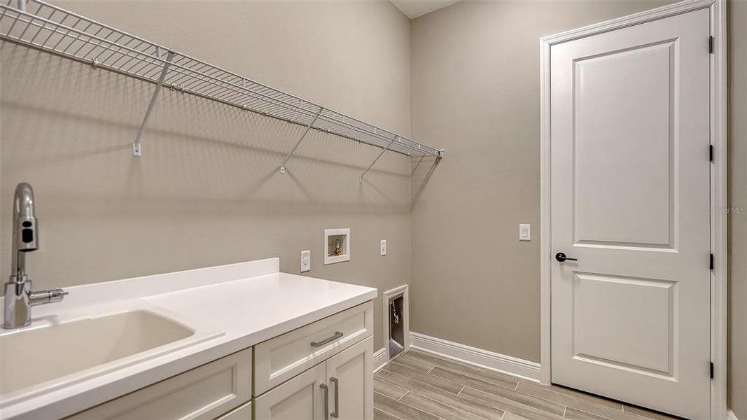 Furnished interior view inside a new home in Wildleaf, Parrish (Image 10).