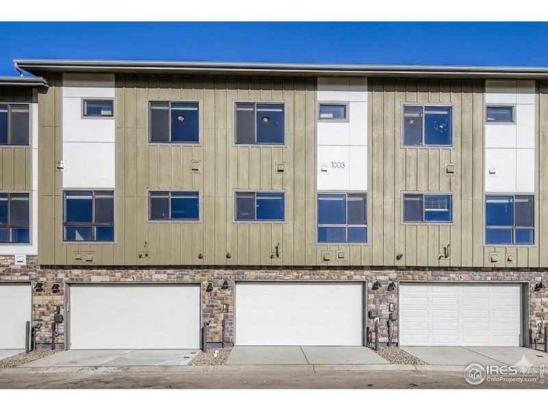 Image 19 of a home in Northfield.