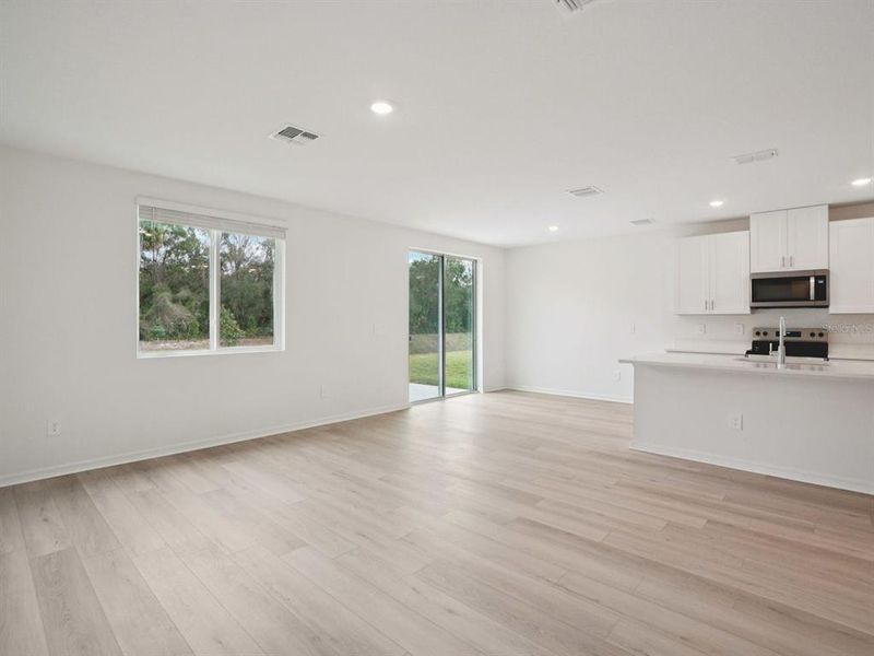Spacious, unfurnished interior of a new home in Benton Hills - Premier Series, Brooksville (Image 7).