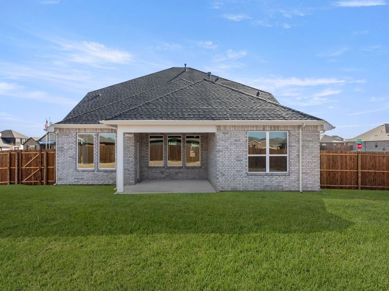 Exterior details and patio area of a home in Waverly Estates, Josephine (Image 4).