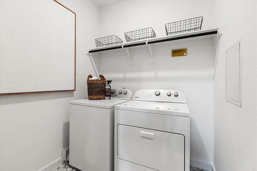 Furnished interior view inside a new home in Keeneland 50s, Aubrey (Image 25). Furnished interior view inside a new home in Keeneland 50s, Aubrey (Image 25).