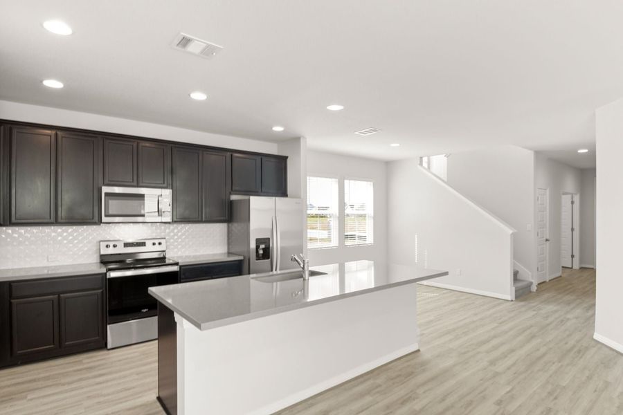 Warren New Home in Taylor, TX.  - Slide 16
