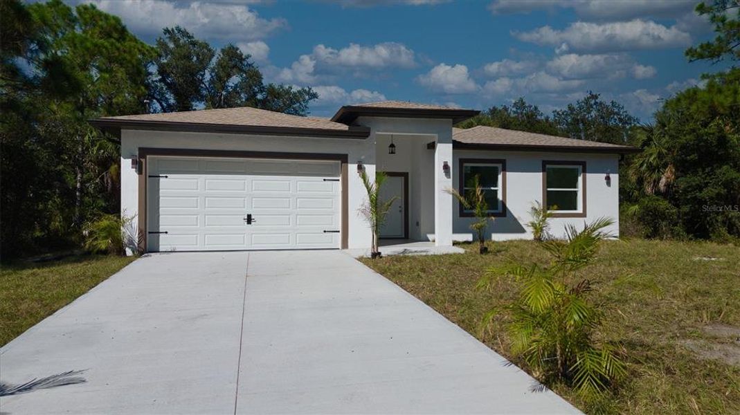 Exterior details and patio area of a home in , Punta Gorda (Image 37). Exterior details and patio area of a home in , Punta Gorda (Image 37).