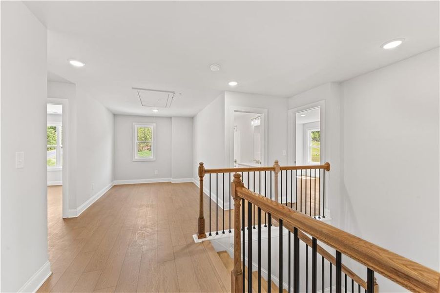Spacious, unfurnished interior of a new home in , Calhoun (Image 11).
