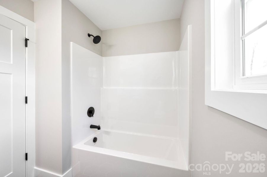 Full Bath Shower/Tub Combo