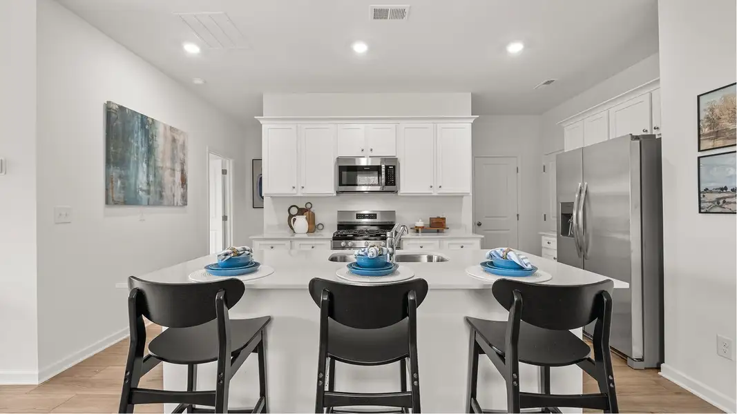 Parker Core L035 Davidson Kitchen 1of4 F1 Base4 060625