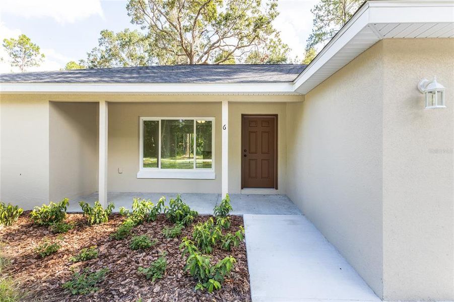 Exterior details and patio area of a home in , Dunnellon (Image 26). Exterior details and patio area of a home in , Dunnellon (Image 26).