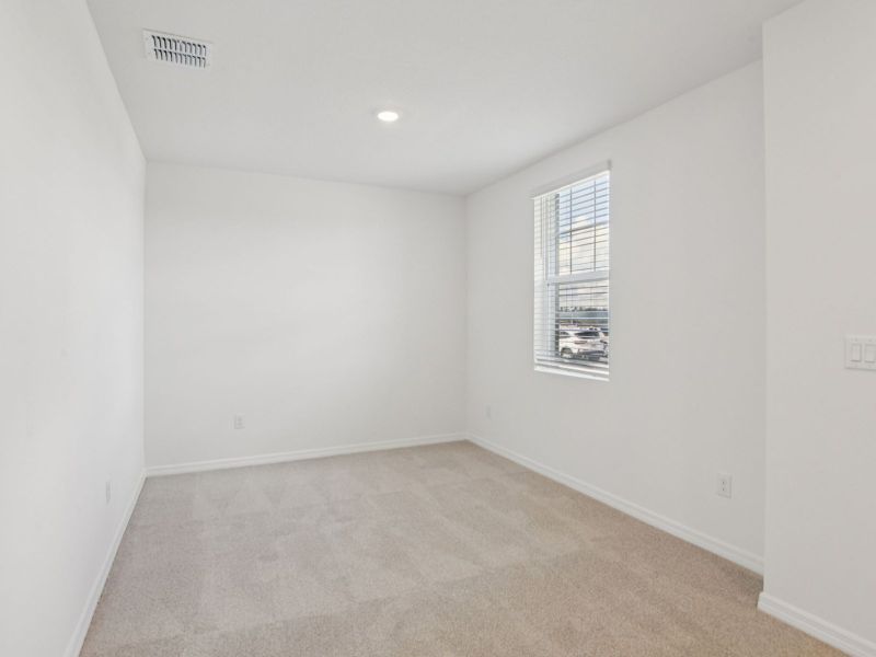 Spacious, unfurnished interior of a new home in Benton Hills - Classic Series, Brooksville (Image 14).