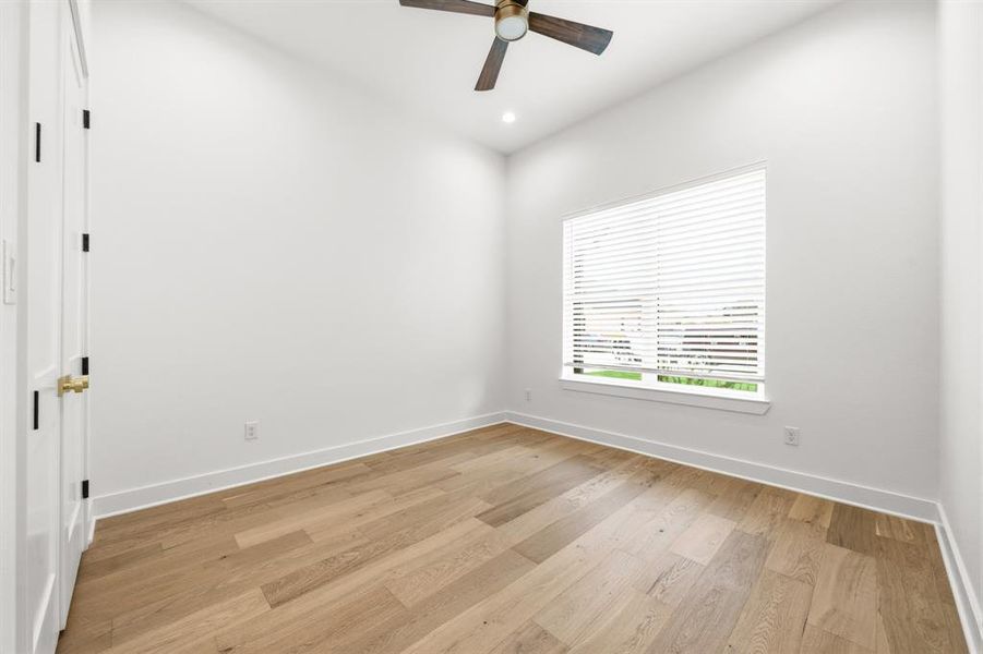 Spacious, unfurnished interior of a new home in , Hewitt (Image 30).