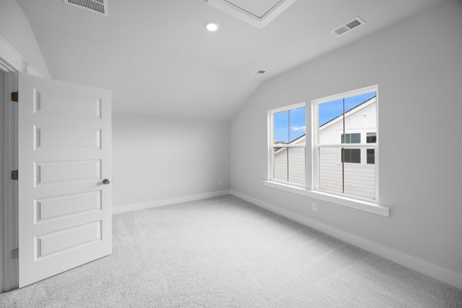 Spacious, unfurnished interior of a new home in Carnes Crossroads: Villas Collection, Summerville (Image 8).