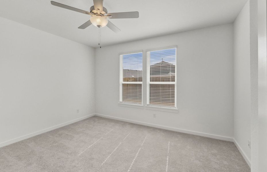 Spacious, unfurnished interior of a new home in Crosswinds, Kyle (Image 28).