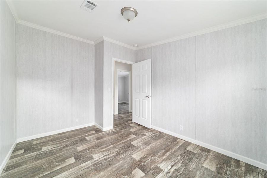 Spacious, unfurnished interior of a new home in , Ocala (Image 26).