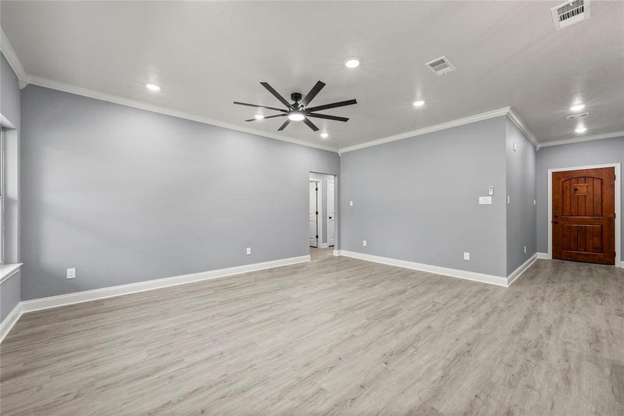 Spacious, unfurnished interior of a new home in , Waco (Image 17). Spacious, unfurnished interior of a new home in , Waco (Image 17).